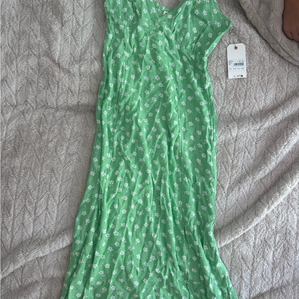 Billabong Mint Green Dress with White Floral Design
